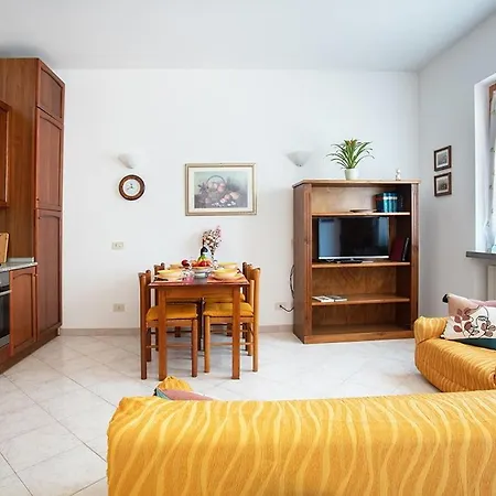 Casa Marcella Nel Cuore Del Chianti 아파트